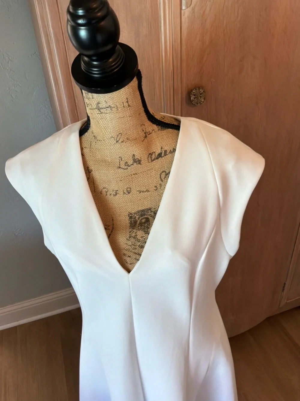 Calvin Klein Cap Sleeve V-Neck Scuba Crepe Midi Sheath Career White 12